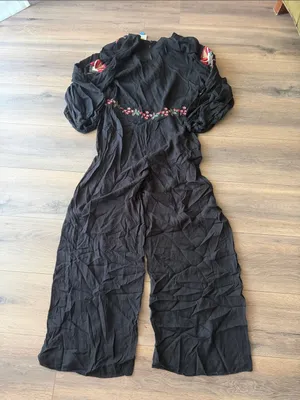 FARM Rio Embroidered Wide Leg Jumpsuit- size Large thumbnail 7