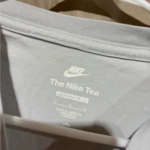 Nike long sleeve thumbnail 2