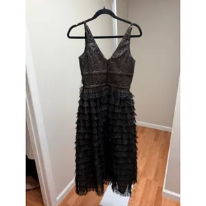 Dress the Population Becca Midi Dress Black Sleeveless Sequin Tiered Small thumbnail 7