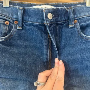 Abercrombie & Fitch The Mom Short High Rise Distressed Jean Shorts thumbnail 3