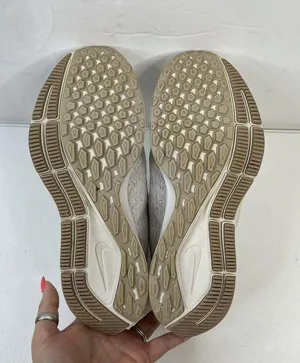 Nike Size 7.5 Air Zoom Pegasus 35 Premium Running Shoes Vast Grey AH8392-002 thumbnail 11
