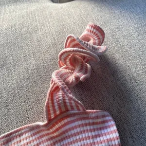 Reformation Pink White Gingham Ruffle One Shoulder Bodysuit Size M thumbnail 2