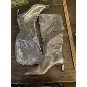 Steve Madden Newlyn Knee High Boot‎ Pointed Toe Womens Silver Size 6 thumbnail 3