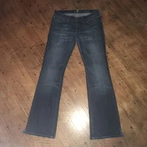 7 for All Mankind bootcut dark wash 27 jeans thumbnail 3
