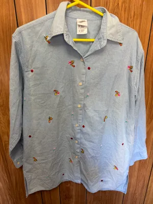 Warner Brothers vintage 1999 Studio Store Tweety Bird Button down thumbnail 1