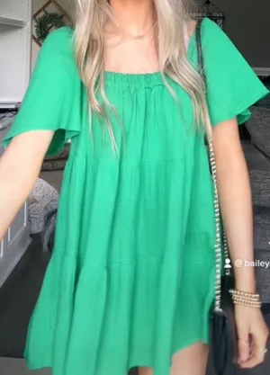 green dress/ shirt thumbnail 1