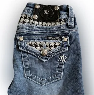 Miss Me - Low Rise Straight Leg Jean thumbnail 2