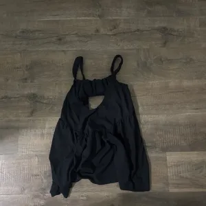 black dress Size XS thumbnail 2