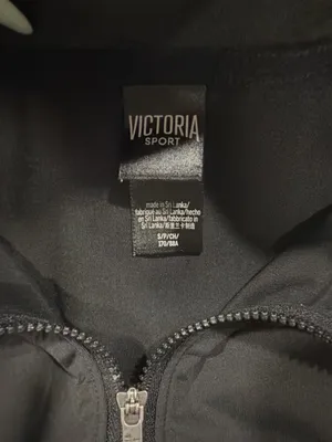 Victoria Sport Black 1/2 Zip Long Sleeve Athletic Pullover Top with Thumbholes S thumbnail 4