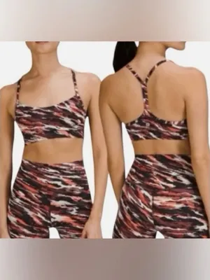 Lululemon Lunar New Year Flow Y Nulu Bra Women’s 4 thumbnail 2
