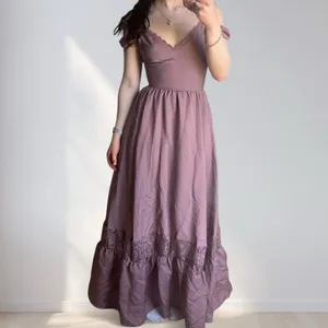 Mauve dress with lace trim Purple thumbnail 2
