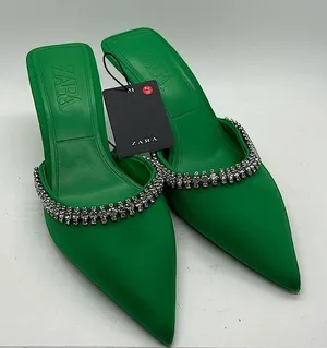 Zara NWT Emerald Green Rhinestones Heels Sandals Shoes **Size 36/US 6**💚💚 thumbnail 1