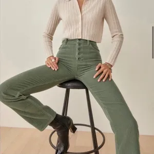 Reformation Cynthia Pants Size 27 Moss Green Corduroy Button Fly Whimsigoth Chic thumbnail 1