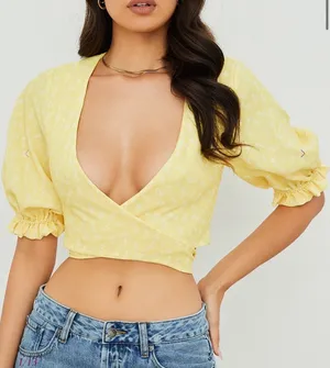 HOUSE OF CB ‎ Alanya Lemon Floral Tie Front Top Size Small thumbnail 1