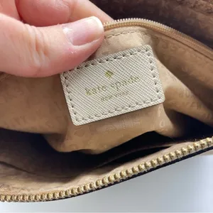 Kate Spade Cream Leather Square Crossbody Handbag Purse Medium Bag Classic thumbnail 16