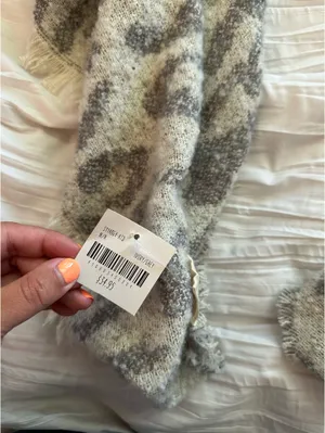Ivory/Grey Leopard Print Scarf thumbnail 3