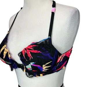 PINK Victorias Secret Push‎ Up Bra 34B Black Lace Floral Racerback Front Closure thumbnail 3