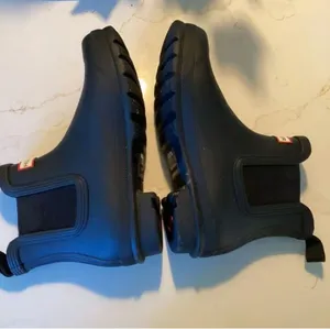 Hunter Women’s Original Chelsea Black Boots Sz 8 Insulated Rubber thumbnail 4