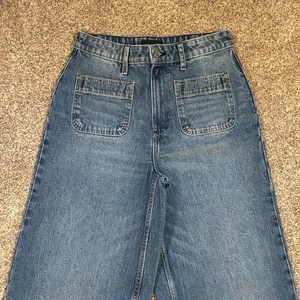 Free Assembly Women's High-Rise Wide-Leg Jeans with Patch Pockets thumbnail 12