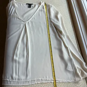 Forever 21 Cream Color Long Sleeve V Neck Blouse with pleated front size L thumbnail 9