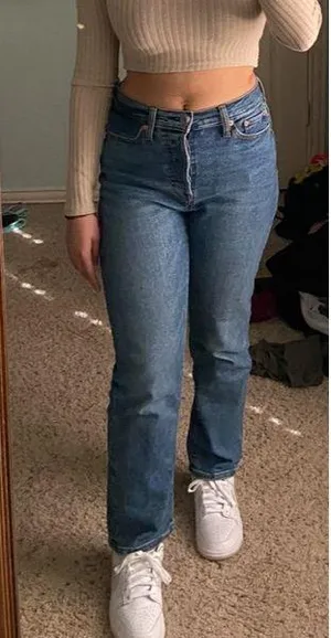 Levi’s Wedgie Straight Jeans thumbnail 1