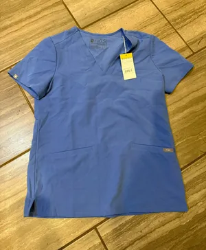 FIGS New 3 Pocket Scrub Top Sz S! No :( thumbnail 1