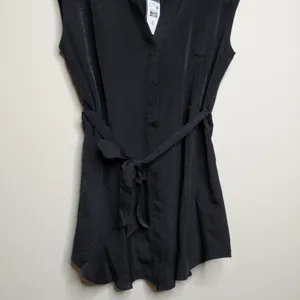 Motherhood Maternity Tie Detail Tunic - Sz M - NWT thumbnail 3