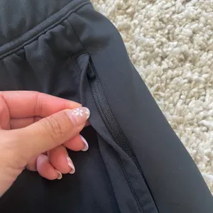 EUC  Dri-Fit Essential Warm Tapered Running Pants thumbnail 4