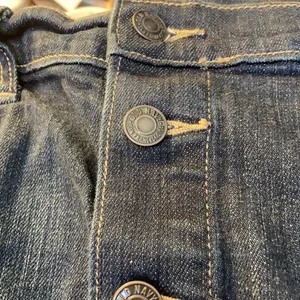 FINAL MARKDOWN Ladies’ Old Navy Button-front Denim Skirt (12) thumbnail 3