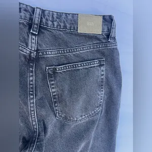 Zara Black washed Frayed Hem Jeans thumbnail 3