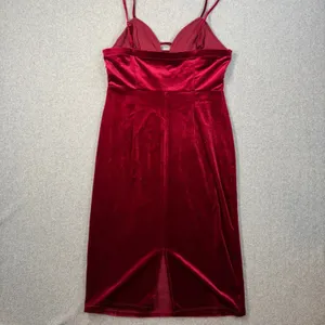 Haute Monde Women's XL Burgundy Velvet Strappy V-Neck Midi Bodycon Dress thumbnail 9