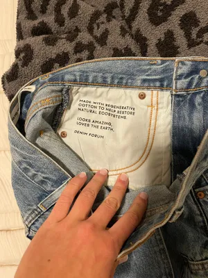 Aritzia The 90s mid-rise cargo mini skirt thumbnail 4