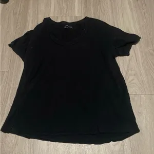 Aerie Black Short Sleeve Tee thumbnail 1