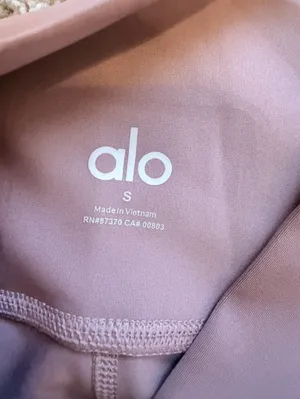 NWT Alo 7/8 High-Waist Airlift Legging size small in mushroom SOLD OUT COLOR thumbnail 8