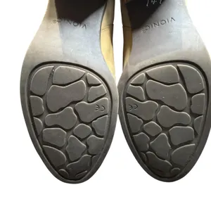 Vionic Shantelle Booties Womens Size 9.5 Beige‎ Leather Waterproof Ankle Zip thumbnail 12