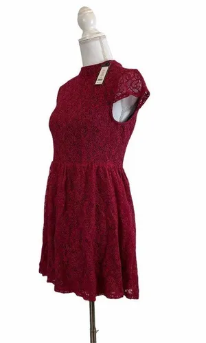$140 Romeo + Juliet Medium Open Back Mini Dress thumbnail 4