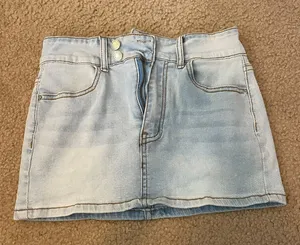Skirt thumbnail 1