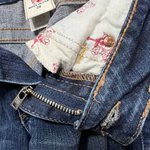 True Religion Bootcut Jeans Dark Wash Distressed Denim USA Made Size 29 Altered‎ thumbnail 11