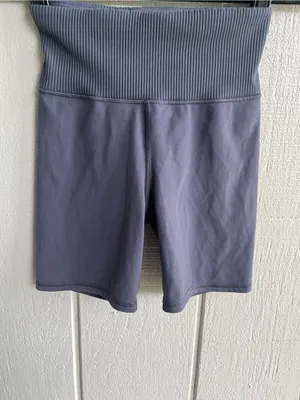 Vuori Ribbed Studio Bike Shorts in Blue Gray Size XS thumbnail 3