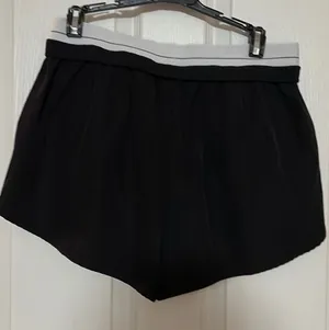 Gold Hinge Shorts Black Athletic thumbnail 1