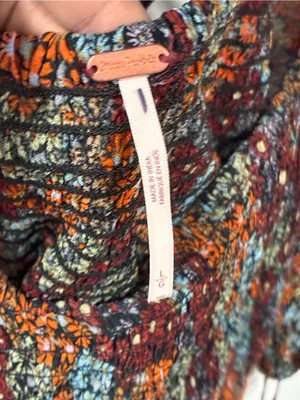 Free People Multi Color Smocked Puff Sleeve Crop Top Tie Back Arms Size Large thumbnail 4