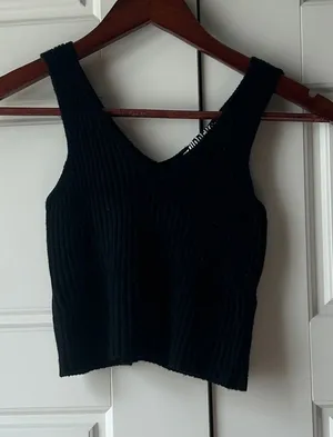 Audrey 3+1 Black Ribbed Crop Top thumbnail 1