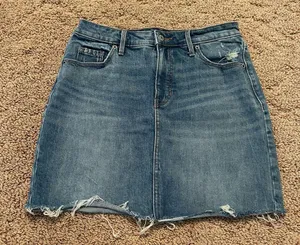 ‼️Old Navy Denim Skirt‼️ thumbnail 1