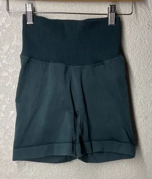 Popflex flex workout green shorts XS thumbnail 1