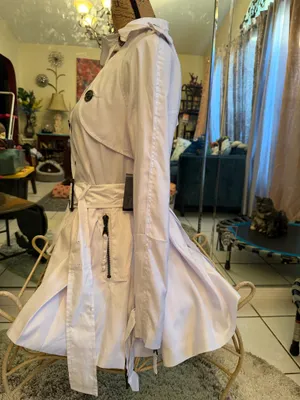 Beautiful jacket size fits XS/S 🩷 White thumbnail 4