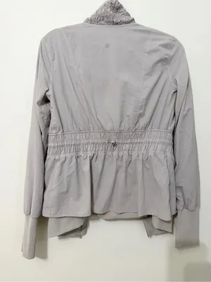 Lululemon Women's Sights Seen Windbreaker Jacket LW3DU5S Chrome Full Zip Size 6 thumbnail 3