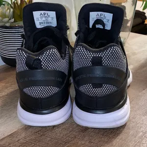 Lululemon X APL Athletic Propulsion Labs Ascend TechLoom Running Shoes Size 9.5 thumbnail 10