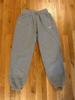 Nike Sweatpants thumbnail 1