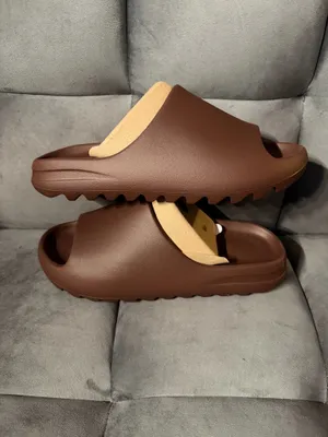 Yeezy Slides YS-01 Fudge US Size 13M/14W New with Original Bag not a box thumbnail 2