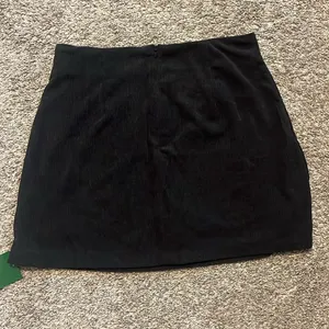 Halara High Waisted Invisible Zipper 2-in-1 A Line Mini Corduroy Black Skirt Med thumbnail 7